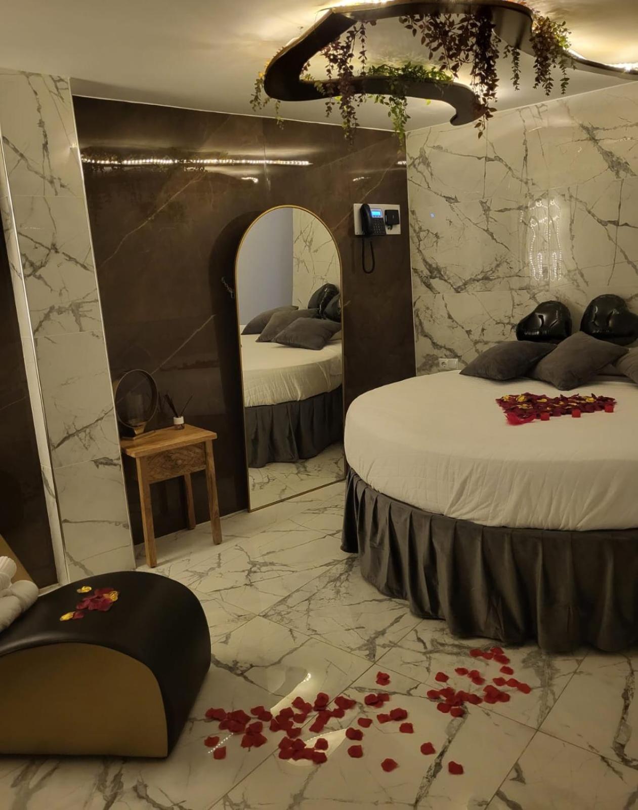 Utopia - Boutique Adultos Alicante