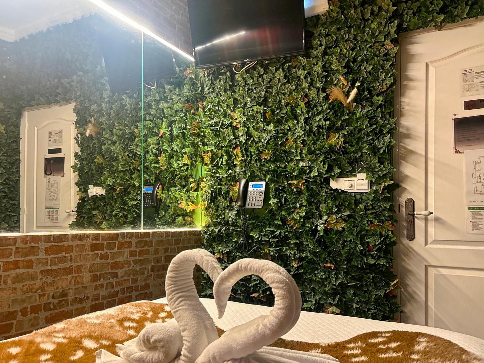 Utopia - Boutique Adultos Alicante